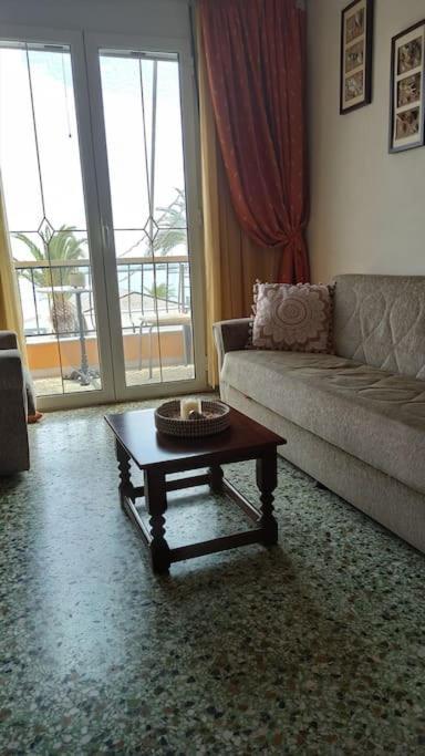 Seashell Apartment Sea View, Castle View 200Metres From The Beach Szitía Kültér fotó
